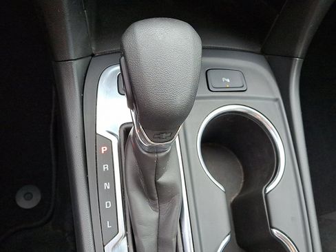 Used 2022 Chevrolet Equinox LT image 14