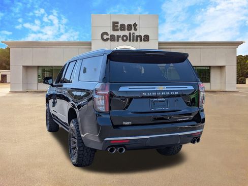 Used 2024 Chevrolet Suburban Premier w/ Premium Package AWD/4WD image 5