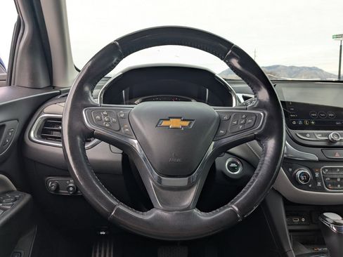 Used 2019 Chevrolet Equinox Premier image 16