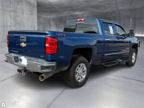 Used 2019 Chevrolet Silverado 3500 LTZ w/ Duramax Plus Package image 7