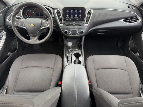 Used 2023 Chevrolet Malibu LT image 11