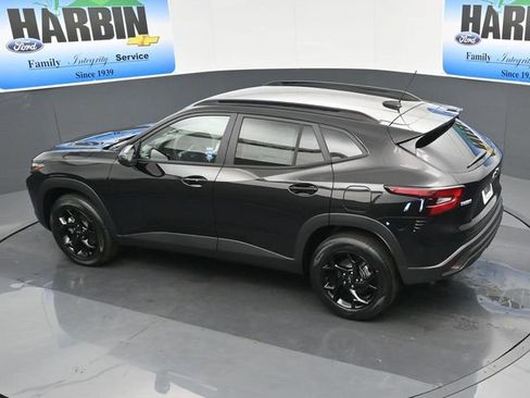 New 2026 Chevrolet Trax LT image 23