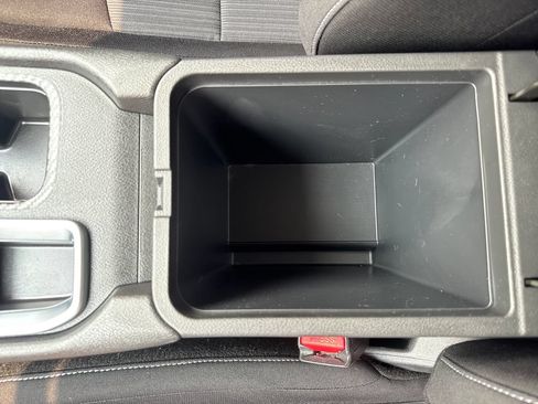 Used 2021 Nissan Sentra SV w/ Electronics Package FWD image 32