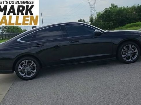 Used 2024 Honda Accord EX image 9