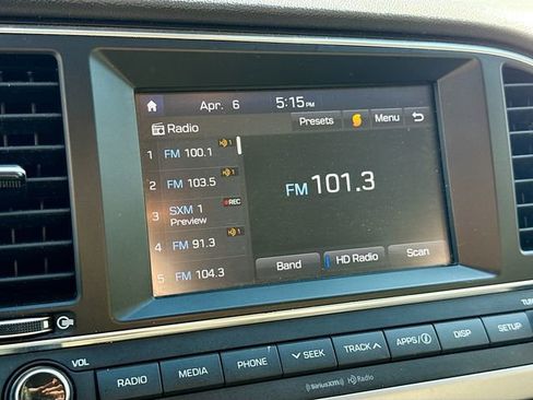 Used 2018 Hyundai Elantra SEL image 14