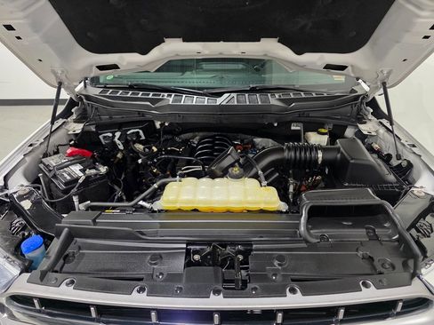 Used 2022 Ford F150 Lariat image 11