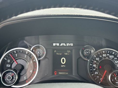 Used 2024 RAM 3500 Big Horn AWD/4WD image 23