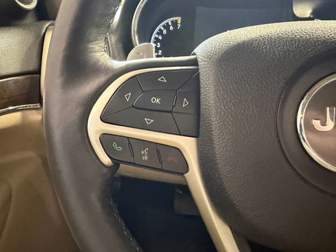 Used 2014 Jeep Grand Cherokee Limited w/ Trailer Tow Group IV AWD/4WD image 39