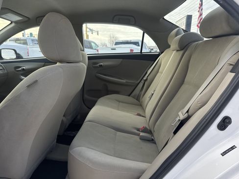 Used 2011 Toyota Corolla LE image 27