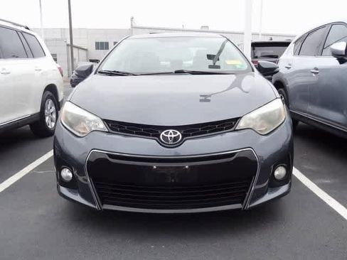 Used 2014 Toyota Corolla S image 2