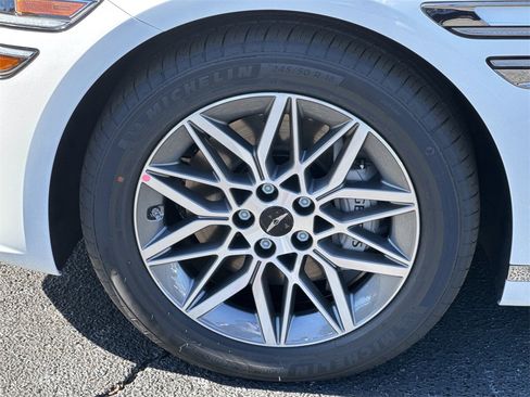 New 2026 Genesis G80 2.5T image 11