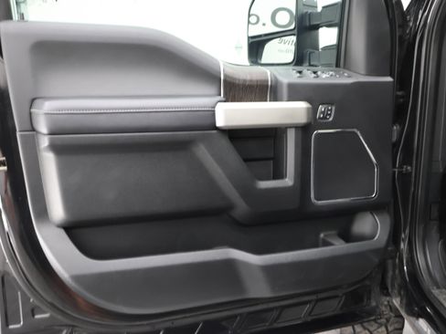 Used 2021 Ford F250 Lariat AWD/4WD image 40