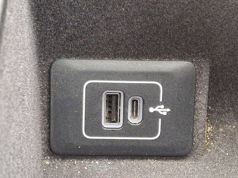 Used 2023 Maserati Grecale Modena image 26