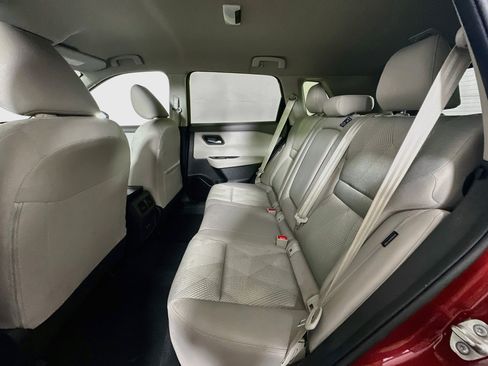 Used 2025 Nissan Rogue SV FWD image 26