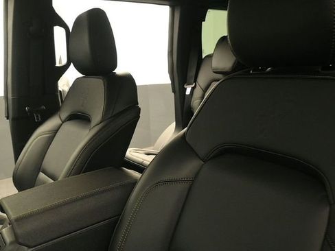 New 2026 Ford Bronco Badlands w/ Sasquatch Package image 18