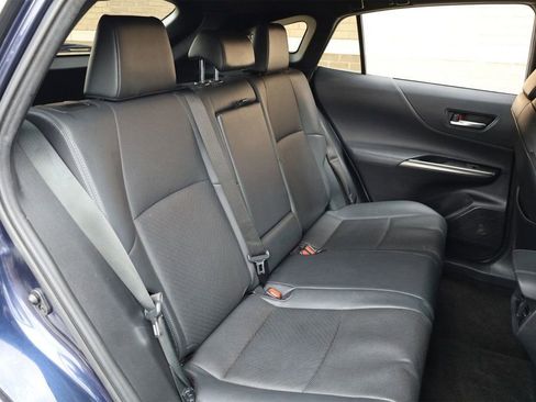 Used 2022 Toyota Venza Limited image 24