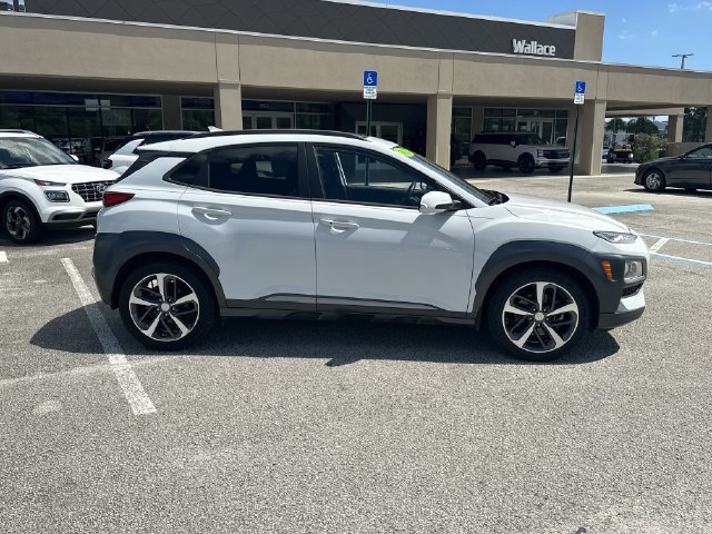 Certified 2021 Hyundai Kona Limited w/ Cargo Package FWD image 5