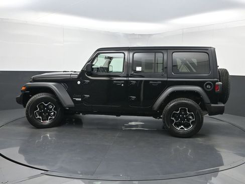 Used 2021 Jeep Wrangler Unlimited Sport AWD/4WD image 38