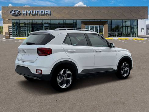 New 2026 Hyundai Venue SEL image 8
