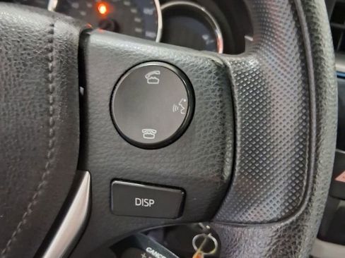 Used 2016 Toyota Corolla LE image 15