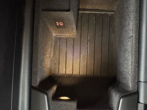 Used 2020 BMW M5 w/ Executive Package image 39