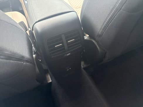 Used 2022 Ford Escape SE w/ Convenience Package image 17