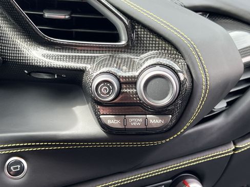 Used 2016 Ferrari 488 GTB RWD image 36