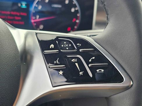 New 2026 Mercedes-Benz GLC 300 image 28