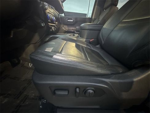 Used 2021 GMC Sierra 1500 Denali w/ Denali Ultimate Package image 12