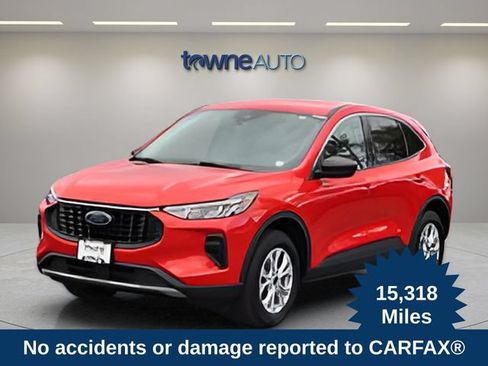 Used 2024 Ford Escape Active AWD/4WD image 1
