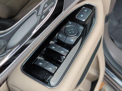 Used 2023 Lincoln Navigator Reserve AWD/4WD image 9