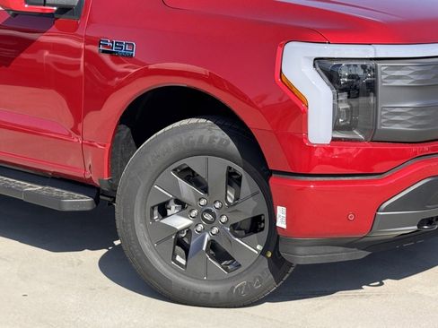 New 2025 Ford F150 Lightning Lariat image 4