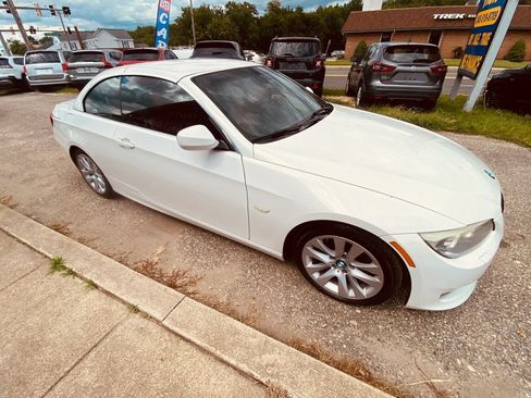 Used 2013 BMW 328i Convertible RWD image 4