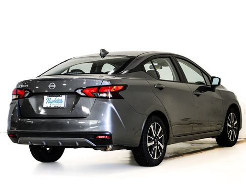 Used 2025 Nissan Versa SV FWD image 6