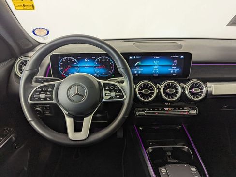 Used 2021 Mercedes-Benz GLB 250 image 6