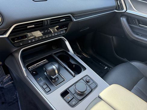 Certified 2024 MAZDA CX-90 Plug-In Hybrid w/ Preferred AWD/4WD image 13