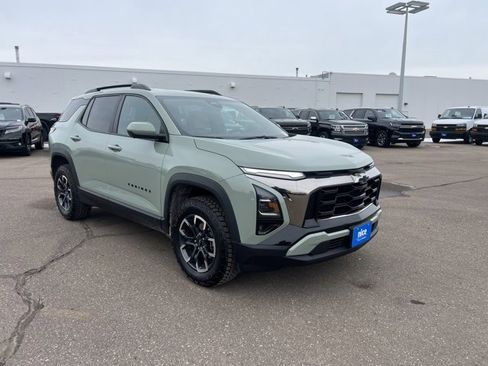 Certified 2025 Chevrolet Equinox ACTIV w/ Safety and Technology Package image 3