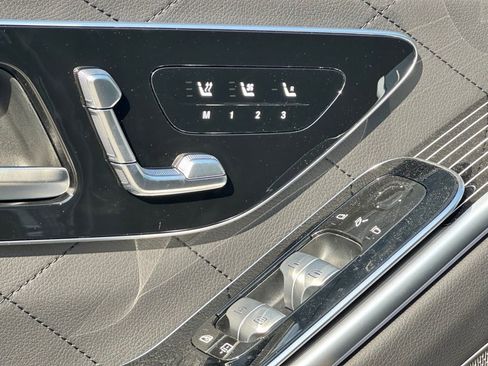 Used 2024 Mercedes-Benz S 580 4MATIC Sedan image 20