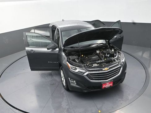 Used 2020 Chevrolet Equinox LS w/ LS Convenience Package AWD/4WD image 13
