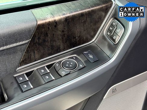 Used 2023 Ford F150 Lariat w/ Trailer Tow Package image 15