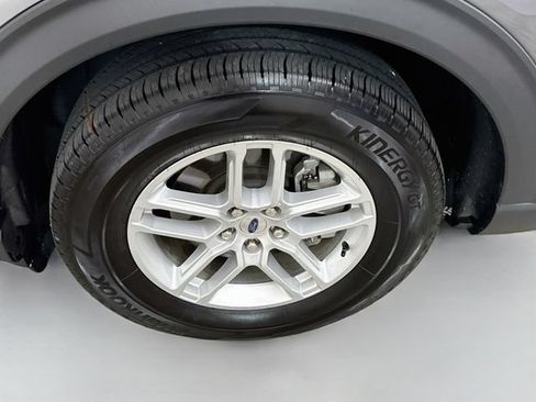 Certified 2025 Ford Explorer Active AWD/4WD image 31