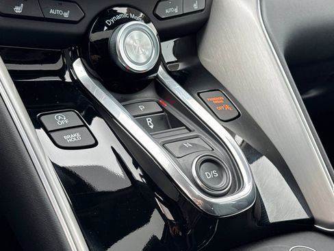 Used 2025 Acura TLX w/ Technology Package image 17