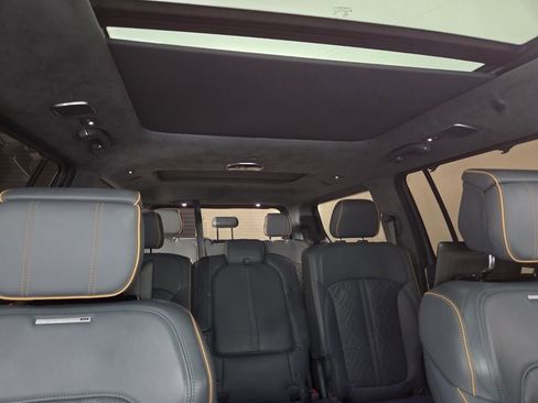 Used 2023 Jeep Grand Wagoneer Series III w/ Rear Seat Video Group 1 AWD/4WD image 41