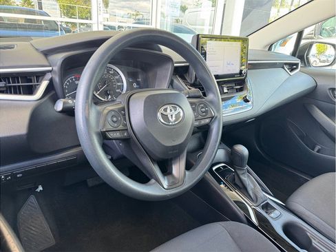 Used 2022 Toyota Corolla LE FWD image 22