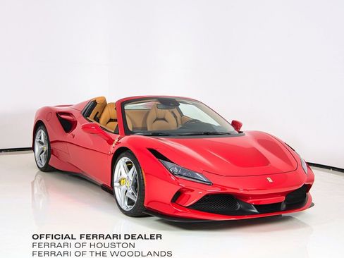 Used 2021 Ferrari F8 Tributo RWD image 1
