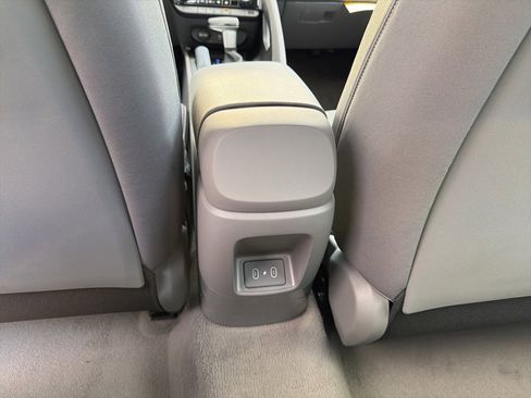 New 2026 Hyundai Elantra Sport image 16