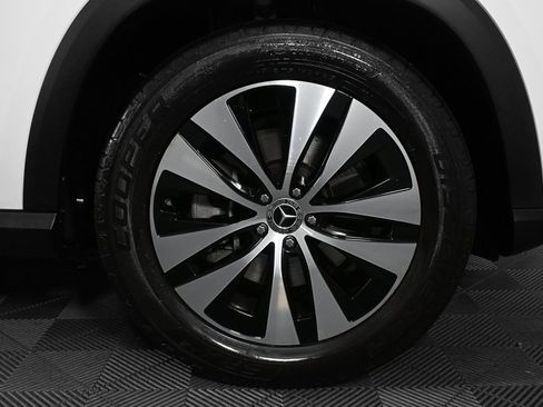 Certified 2025 Mercedes-Benz GLE 350 4MATIC image 36