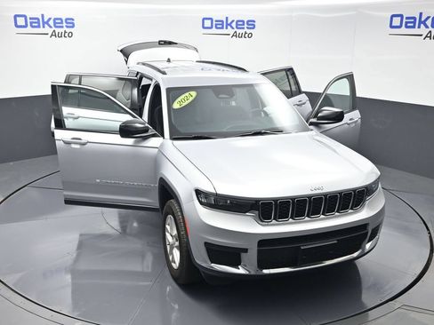 Used 2024 Jeep Grand Cherokee L Laredo RWD image 54