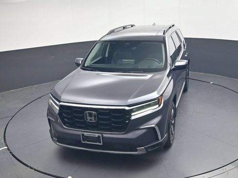 Used 2023 Honda Pilot Elite image 37