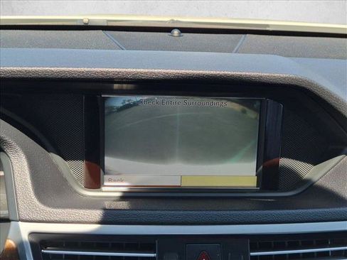 Used 2011 Mercedes-Benz E 350 Sedan image 12